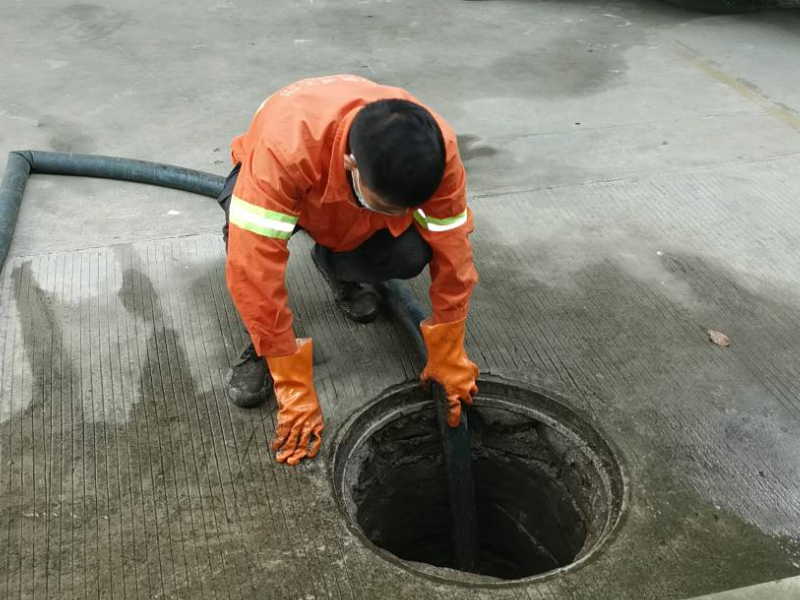 郫县家庭管道疏通，马桶疏通，地漏厨房厕所、汽车抽粪